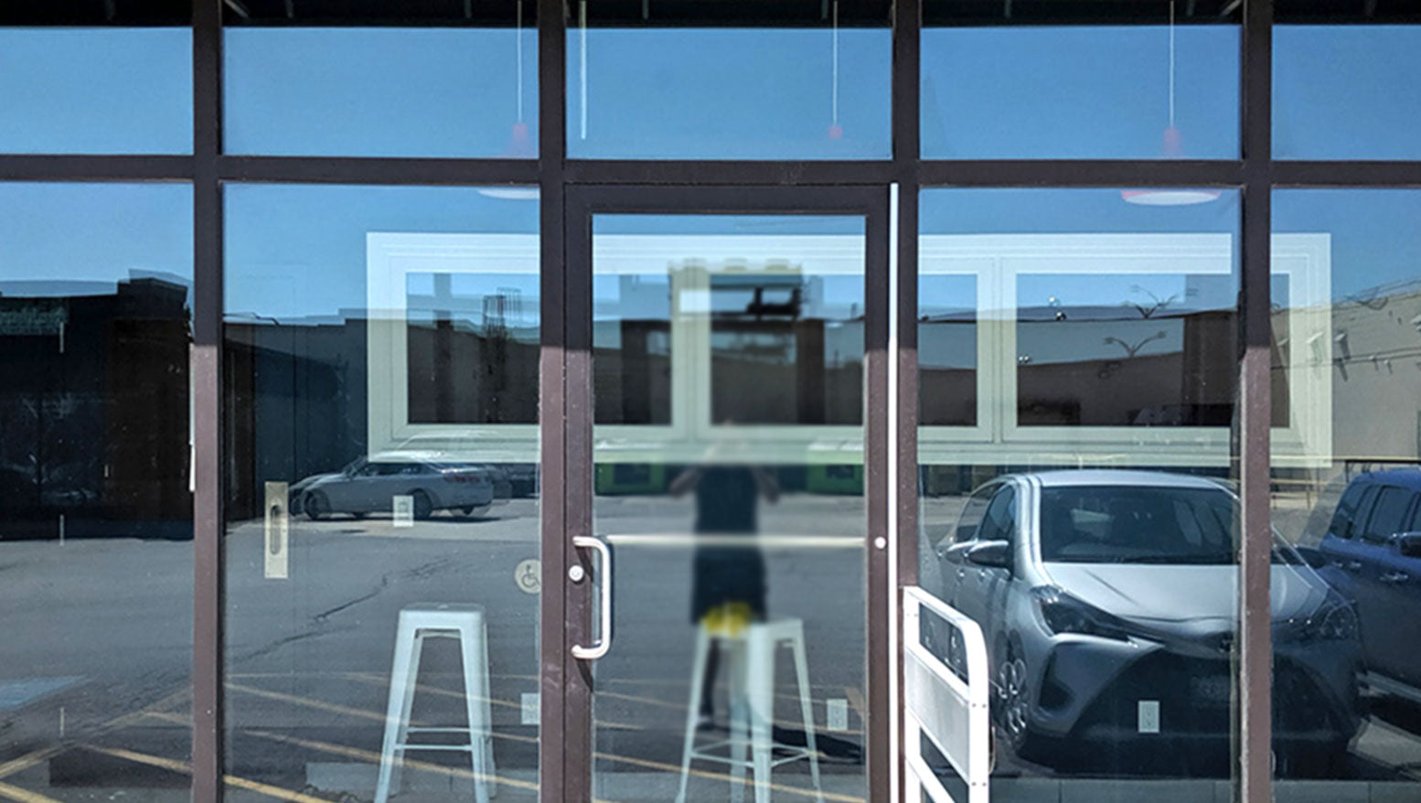 custom window decals graphics stickers, perforated window decals graphics stickers, removable window decals graphics, permanent window decals graphics stickers, frosted window decals graphics, vinyl lettering, window decals graphics stickers Winnipeg, window decals graphics stickers Manitoba, window decals graphics stickers fast