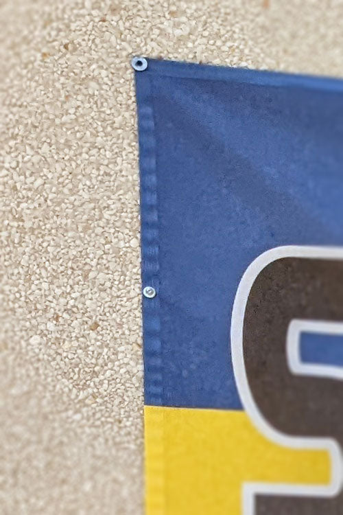 mesh banner, fence banner, mesh banner Winnipeg, wind resistant banner, fence banner Winnipeg, mesh banner Manitoba, construction banner, construction fence banner Winnipeg, construction fence banner Manitoba