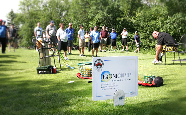 Iqonic design Winnipeg – golf signs, golf signs Winnipeg, golf signs Manitoba, yard signs, yard signs Winnipeg, yard signs Manitoba, non-illuminated signs Winnipeg, non-illuminated signs