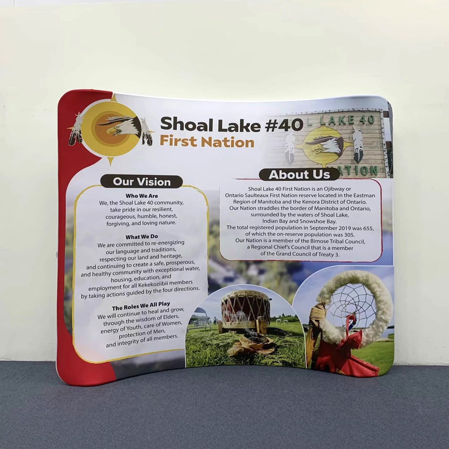 Informational sign about Shoal Lake #40 First Nation with text and graphics on a gray surface.
fabric backdrop media banner, fabric backdrop media banner Winnipeg, fabric backdrop media banner Manitoba, fabric backdrop media banner for event, fabric backdrop media banner for tradeshow, fabric backdrop media banner for reception, fabric backdrop media banner for event Winnipeg, media Wall Winnipeg